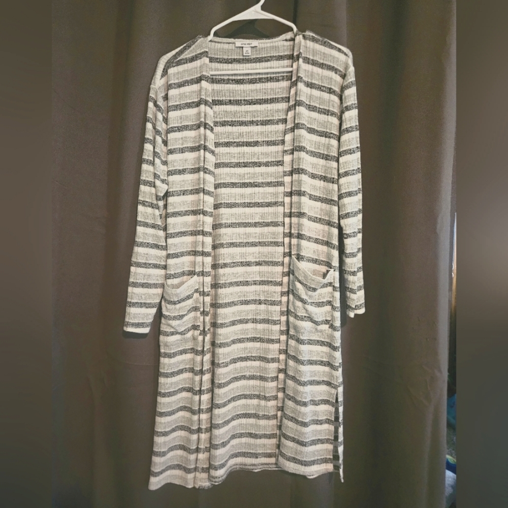 Long cardigan size XS, perfect with leggings, gently worn
